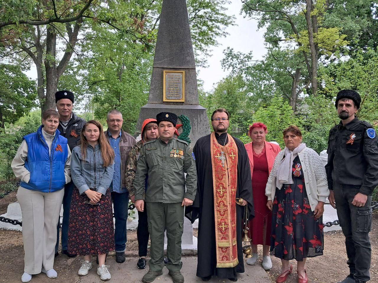 В Каменско-Днепровском муниципальном округе прошли торжественные церемонии возложения цветов в честь 80-летия Победы!.